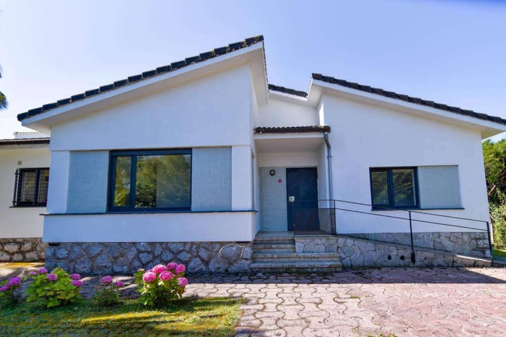 ¡Nuevo! Espectacular Casa En La Playa De Berria Villa Santoña Eksteriør billede
